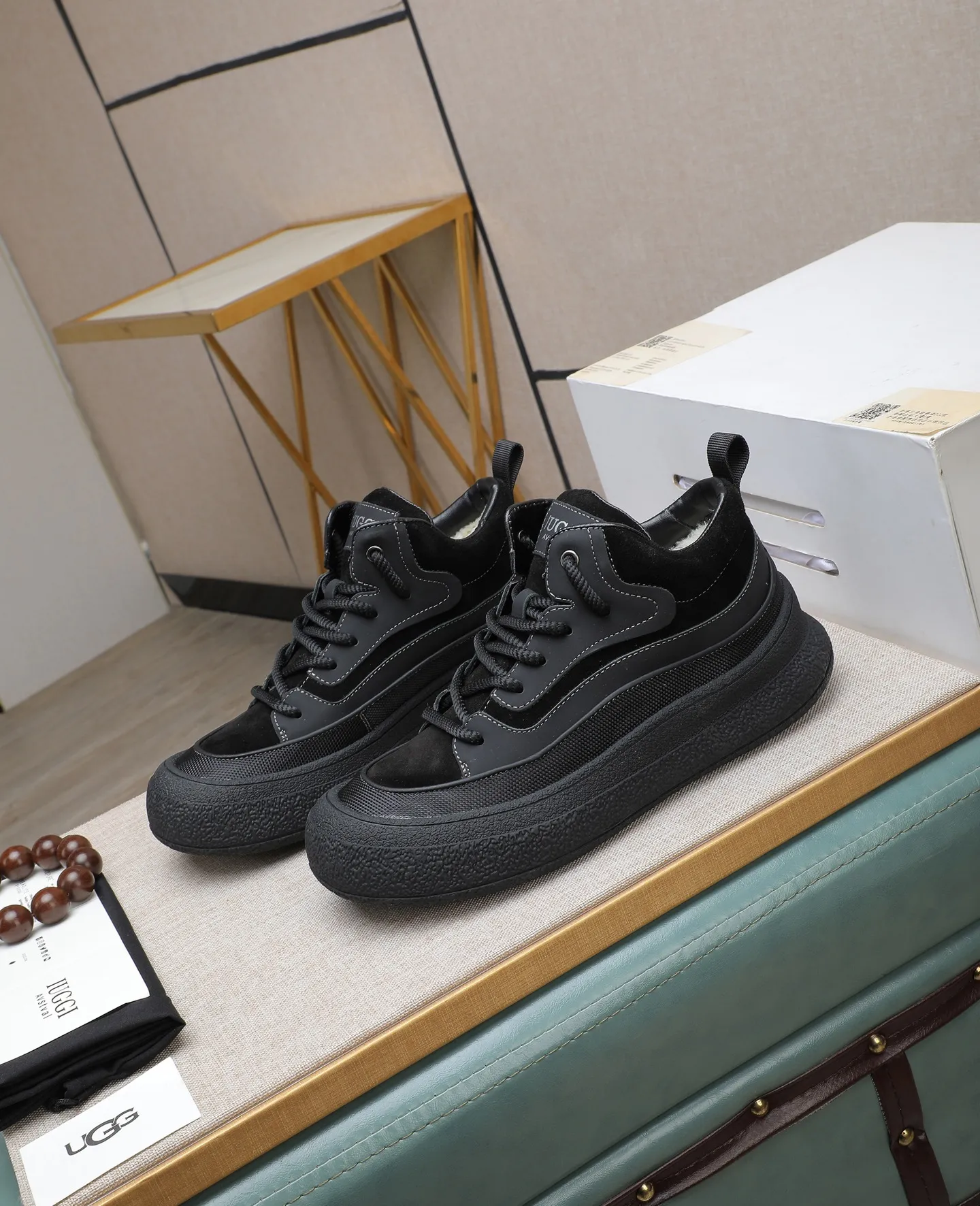 Men's shoes 💰660 IUGGI new retro presbyopia men's shoes, casual and versatile, full of high-end sense, fashionable, luxury and personalized style, joint style, retro presbyopia factor, full of handsome style, first layer suede cowhide, lining wool, rubber outsole, light and non-slip size: 39-44